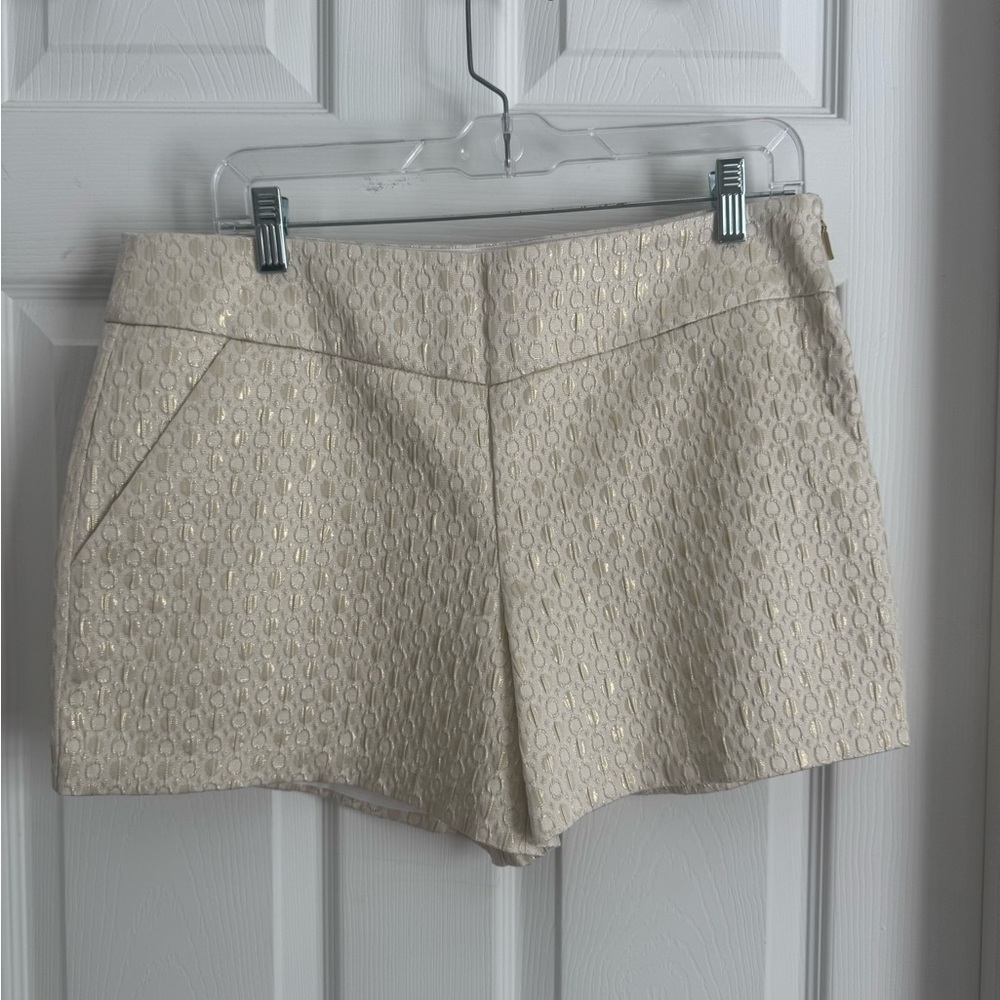 Lilly Pulitzer Makennie Cocktail Shorts – Size 8 – NWT – Gold Metallic Jacquard